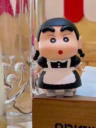 Crayon Shin-chan Cos Housemaid Action Figurines Nohara Shinnosuke Maid 