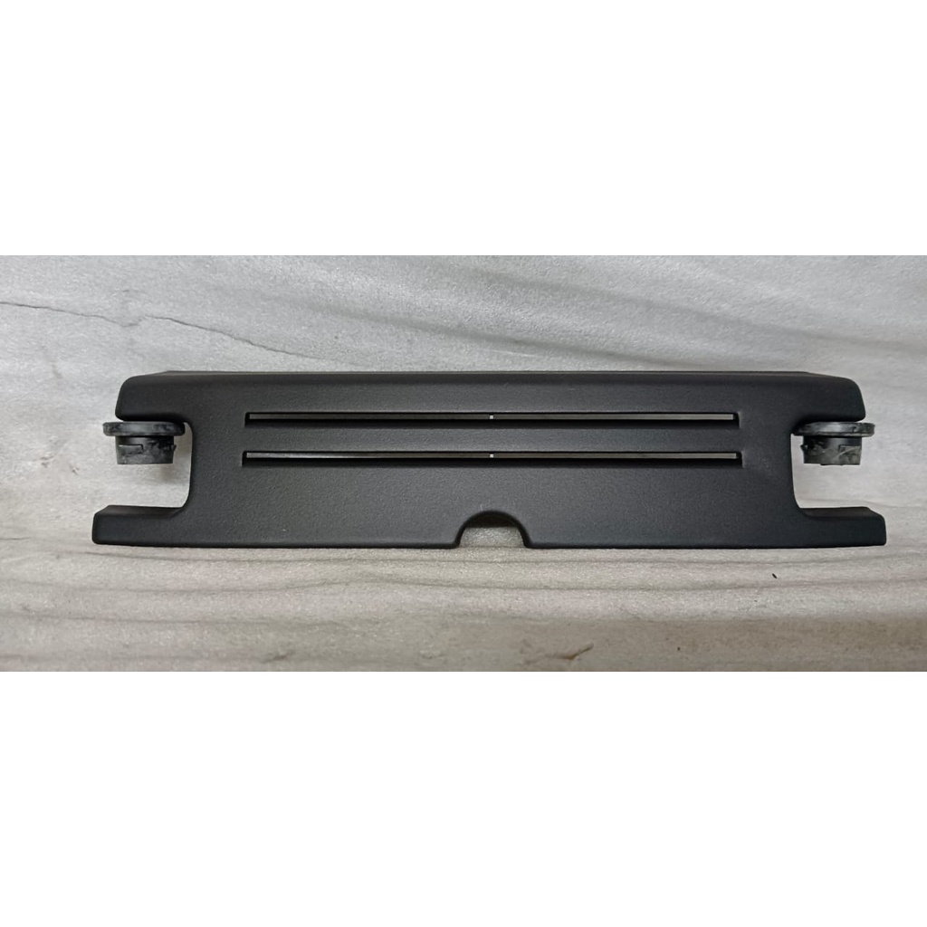 MERCEDESBENZ W203 C180K FRONT ENGINE COVER PLATE (ORIGINAL) Shopee