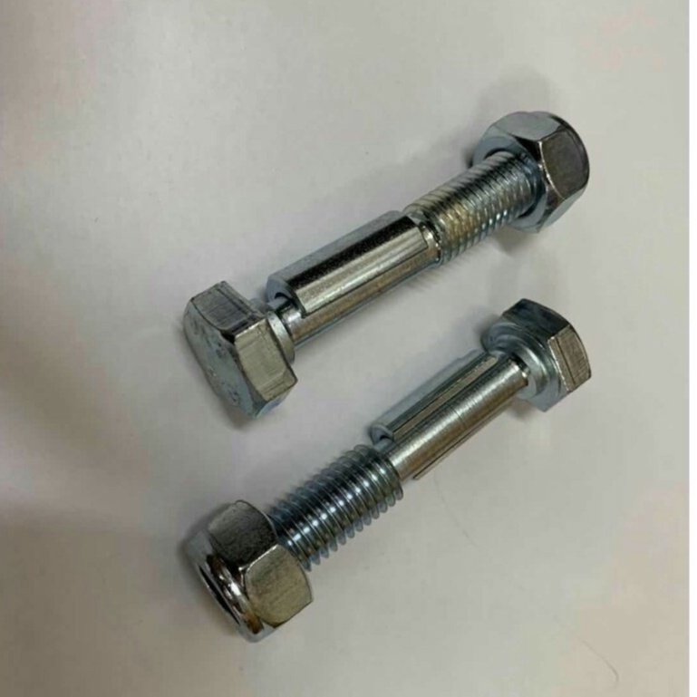 CAMBER BOLT WITH NUT/ALIGNMENT CAMBER NUT/CAMBER SCREW FRONT PERODUA