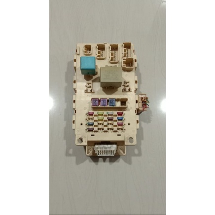 Toyota vios / fuis box / original | Shopee Malaysia