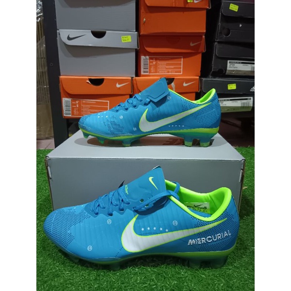 Kasut discount nike neymar