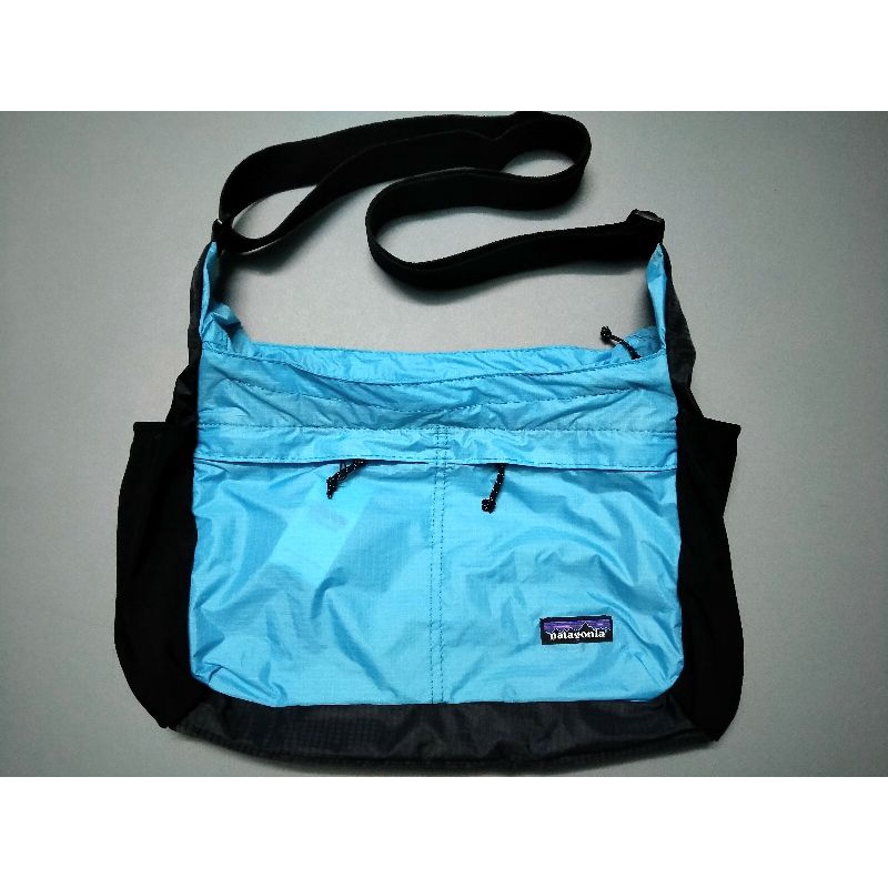 patagonia black hole roller ski bag Patagonia Black Hole Snow Roller Snowboard Bag
