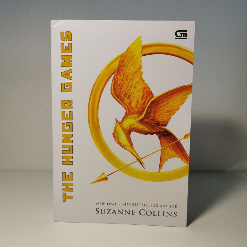 The Hunger Games by Suzanne Collins BAHASA INDONESIA (Preloved ...