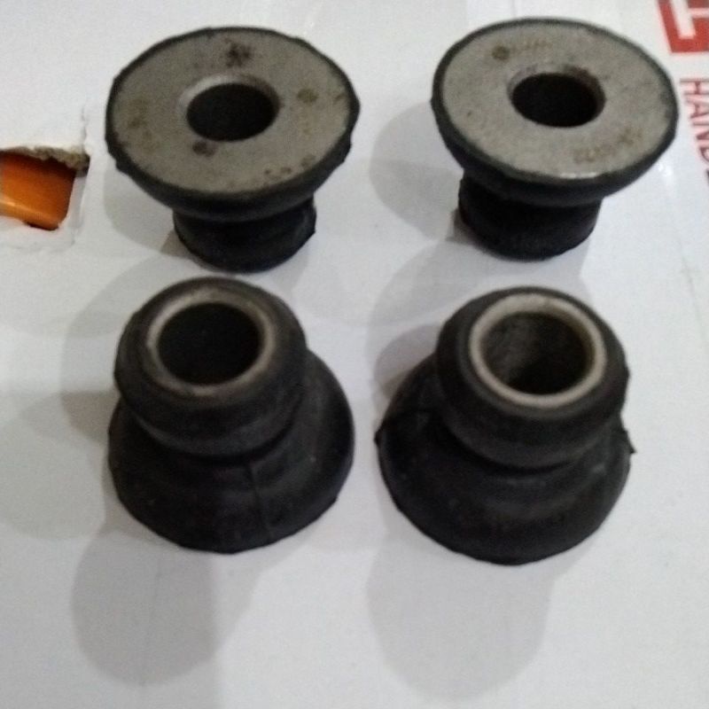 Mercedes Benz W203 steering rack Bush(4pc) Shopee Malaysia