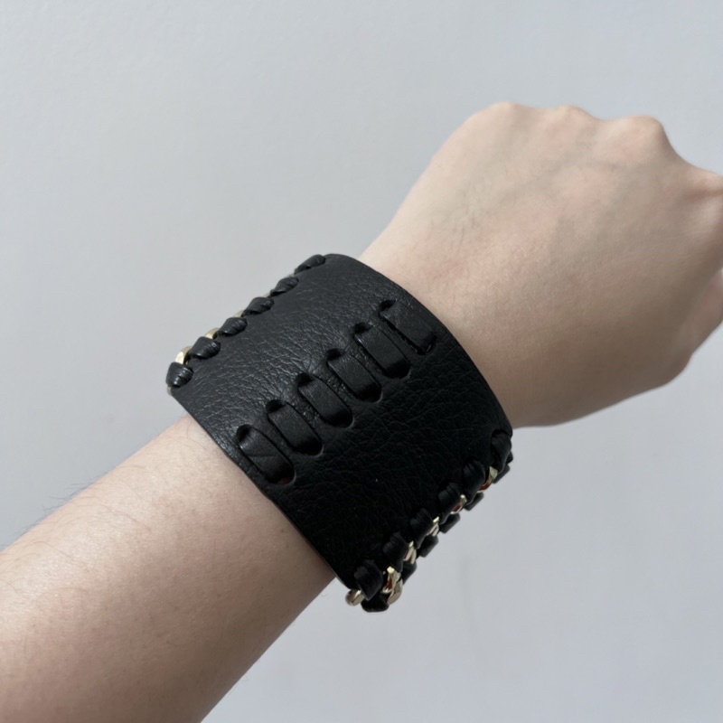 Leather bracelet (preloved) | Shopee Malaysia