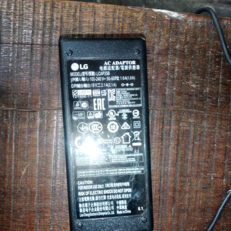 AC ADAPTOR LG Original Model Lcap40 Pour Tv Lg 43Lh5100