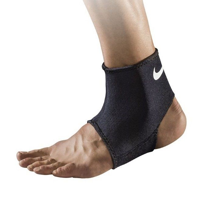 Nike ankle guards best sale