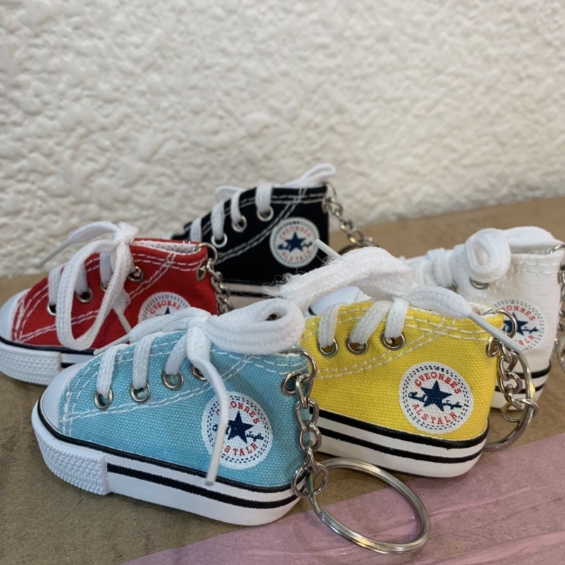 Converse hotsell shoe keychain