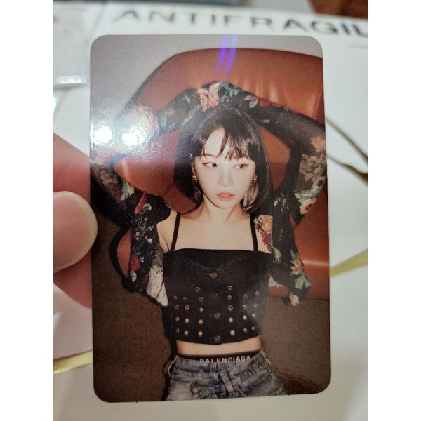 LE SSERAFIM Antifragile Photocard POB Album Sakura Yunjin Chaewon