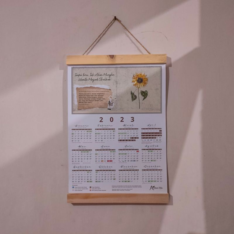 KAYU Wall Da'Wah Calendar 2023 "Women Of Religion" Aesthetic Minimalist