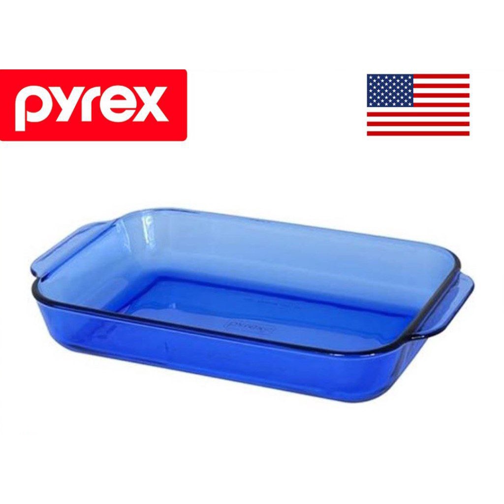 Blue pyrex baking outlet dish