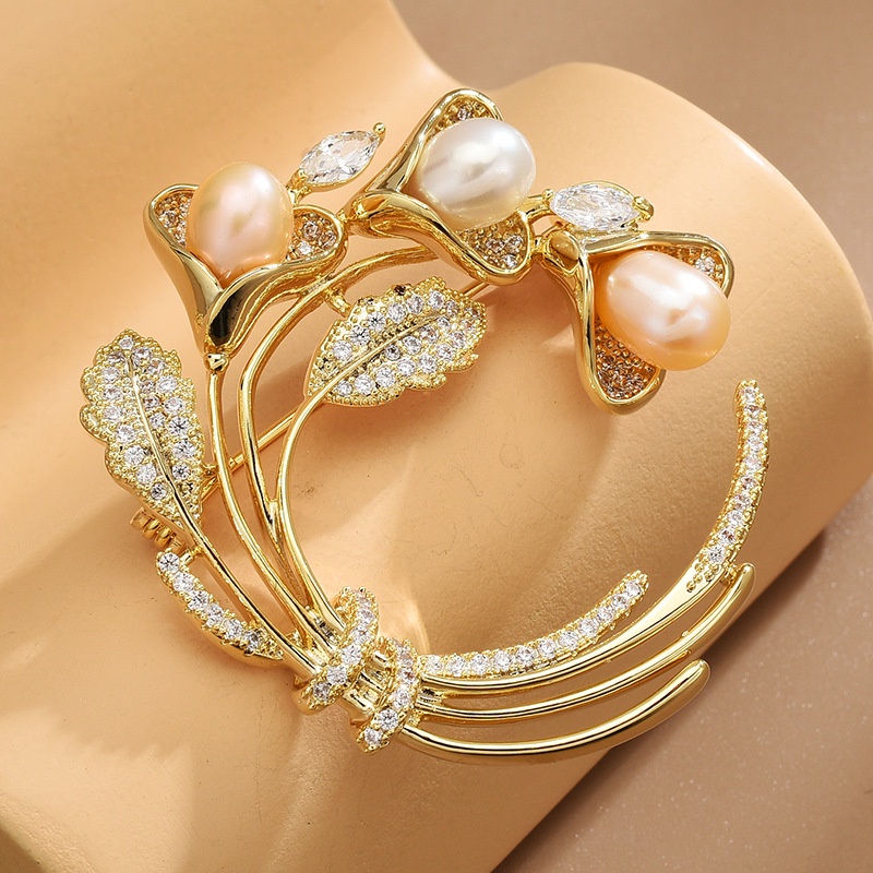 New Freshwater Pearl brooch for women's high-end versatile morning ...