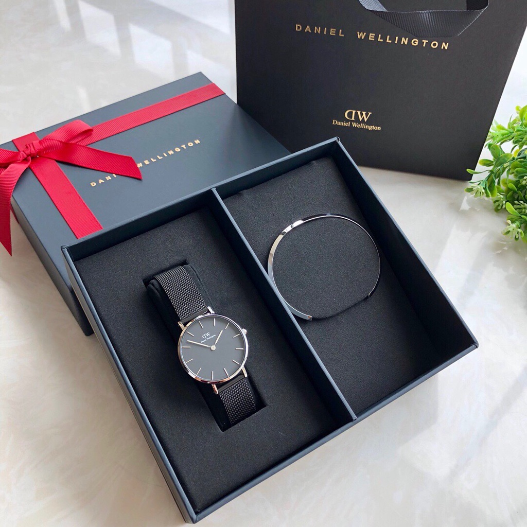 Daniel Wellington Elegant Set Gift Box Women s Wrist Watch Gift The gift box is upgraded the handbag and bracelet are packed separately Shopee Malaysia