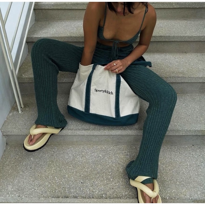 Sporty shoulder 2025 bag