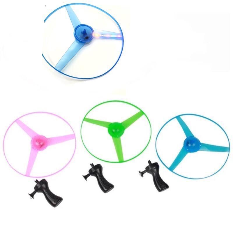Kipas Terbang LED Funny Colorful Pull String UFO LED Light Up Flying ...