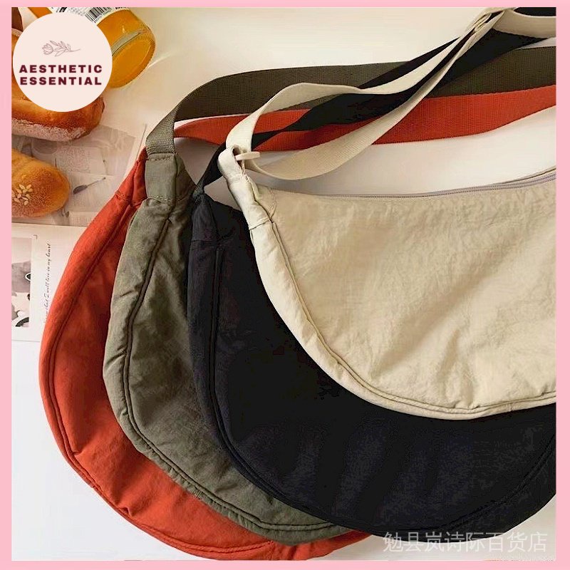 [Ready stock] Nylon Uniqlo crossbody bag bag Uniqlo sling bag female