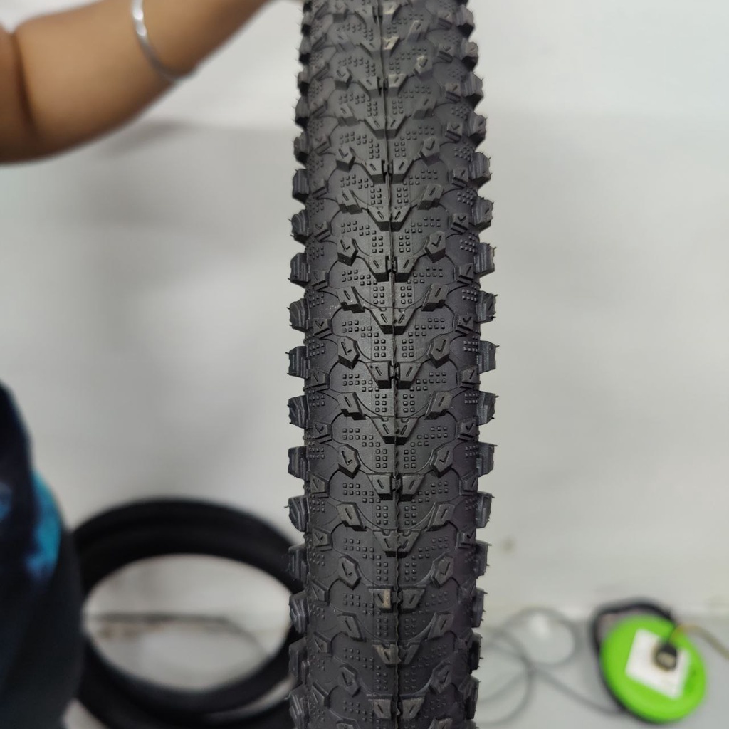 Tayar Basikal tyre tire Bicycle MTB FATBIKE TYRE FAT BIKE 26