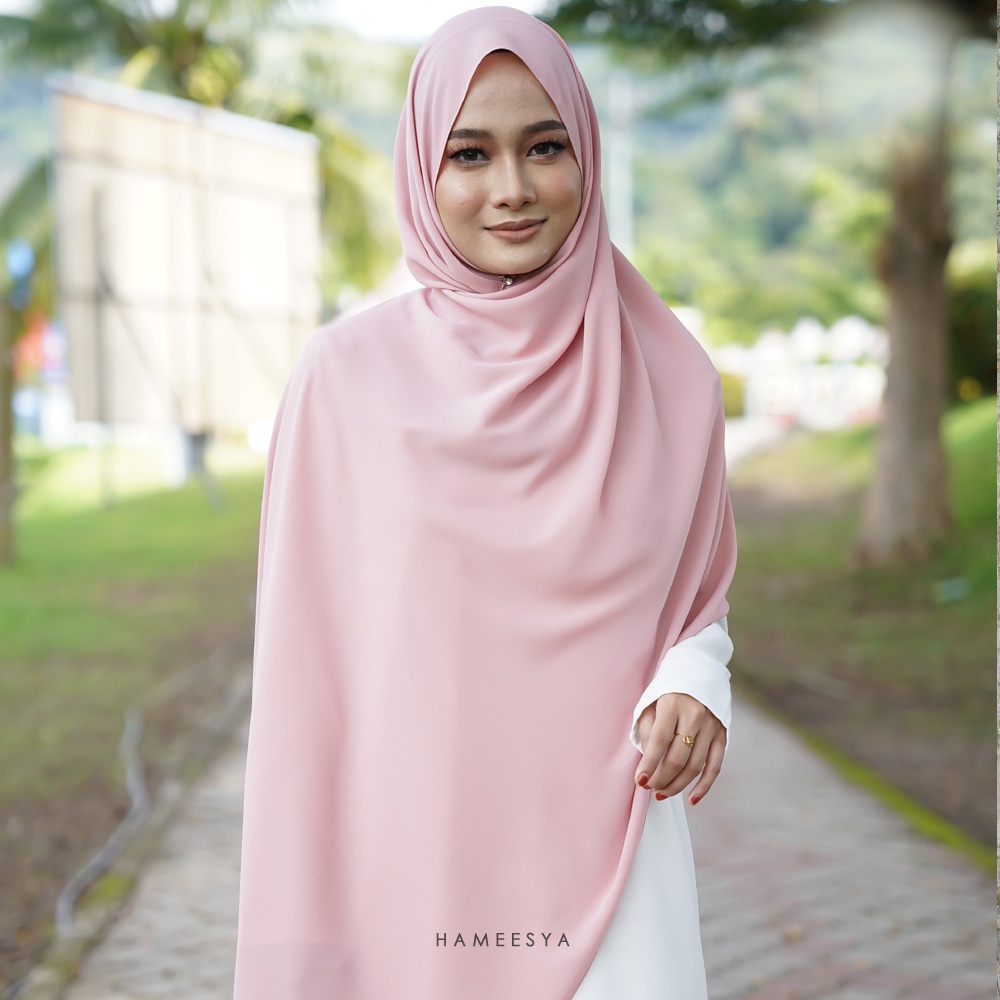 Shawl Labuh 2.2 meter Aisyaa Long Shawl Labuh Hameesya Long Shawl XL ...