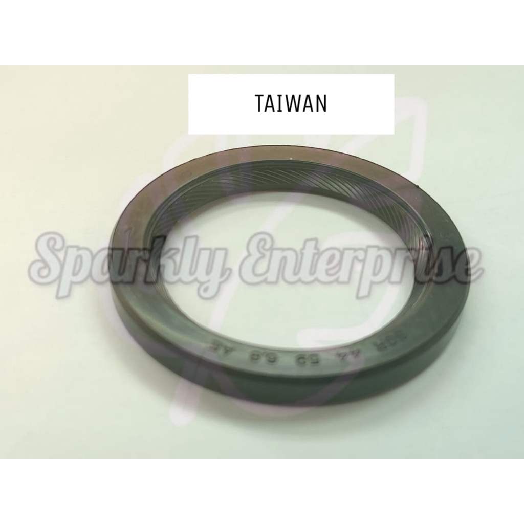 Nissan Cefiro A A Serena C X Trail Auto Converter Oil Seal X X