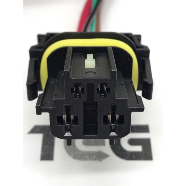 Mercedes BMW Fan Motor Socket 4 Pin | Shopee Malaysia