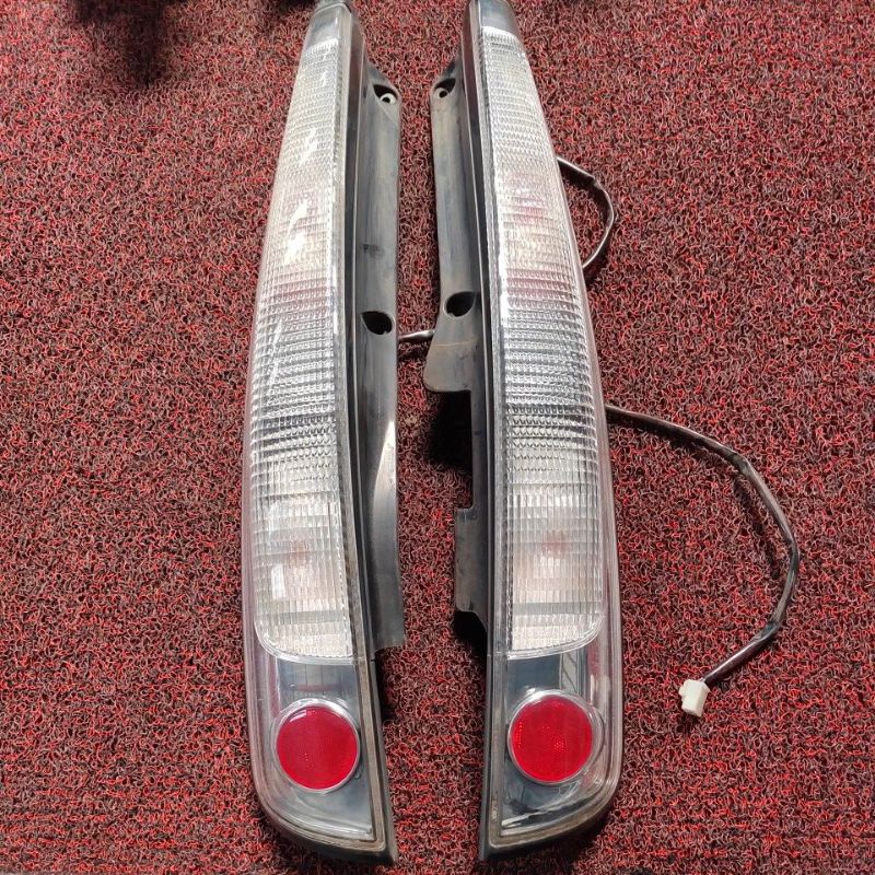 DAIHATSU L900/L902S / PERODUA KENARI L900 TAIL LAMP SET(NO WARRANTY SABAH DAN SARAWAK) Shopee