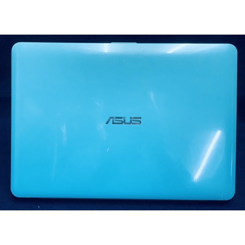 Asus Laptop like new with SSD 256Gb win 11 Pro microsoft office