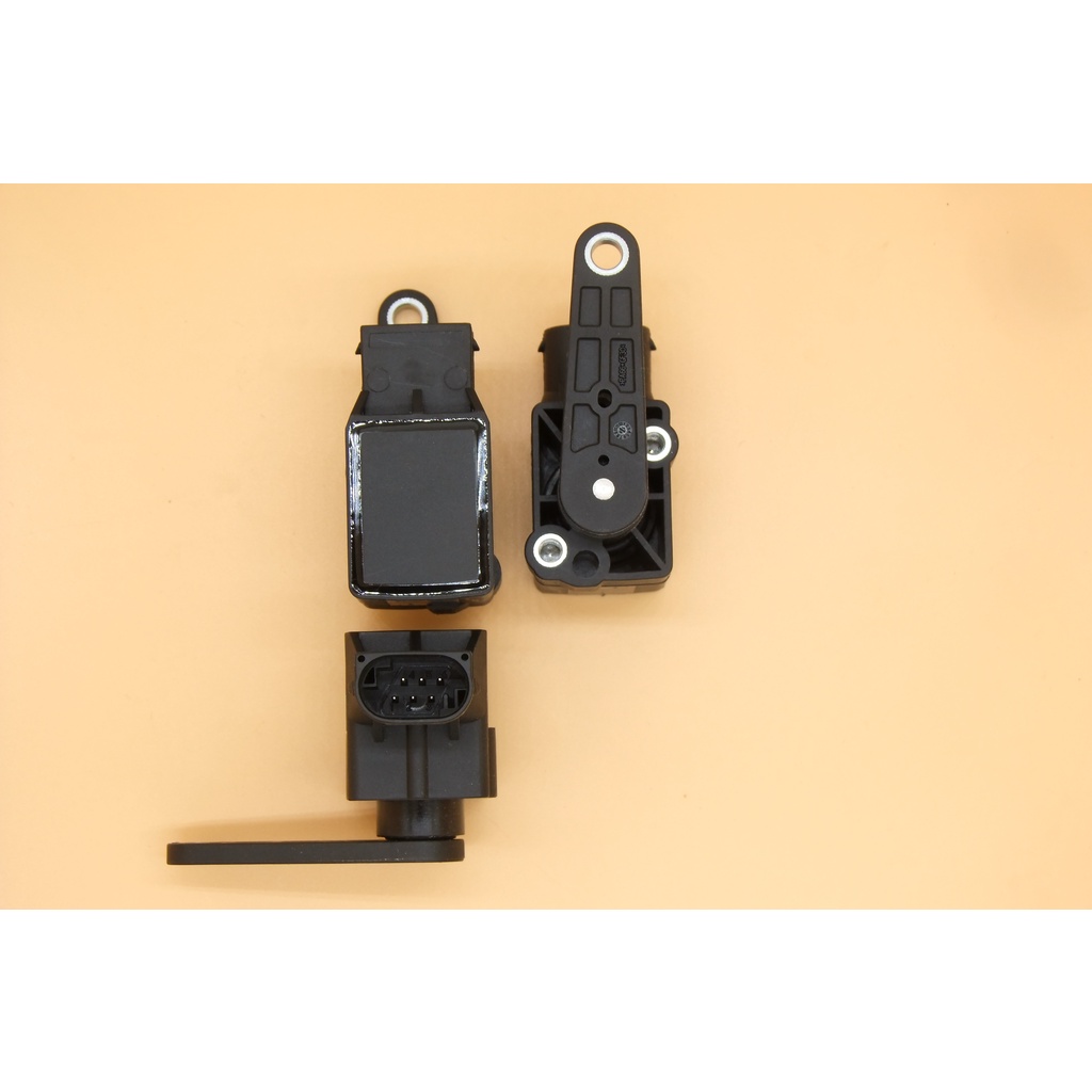 A0105427617 New Suspension Level Sensor For MERCEDES BENZ W220 W211