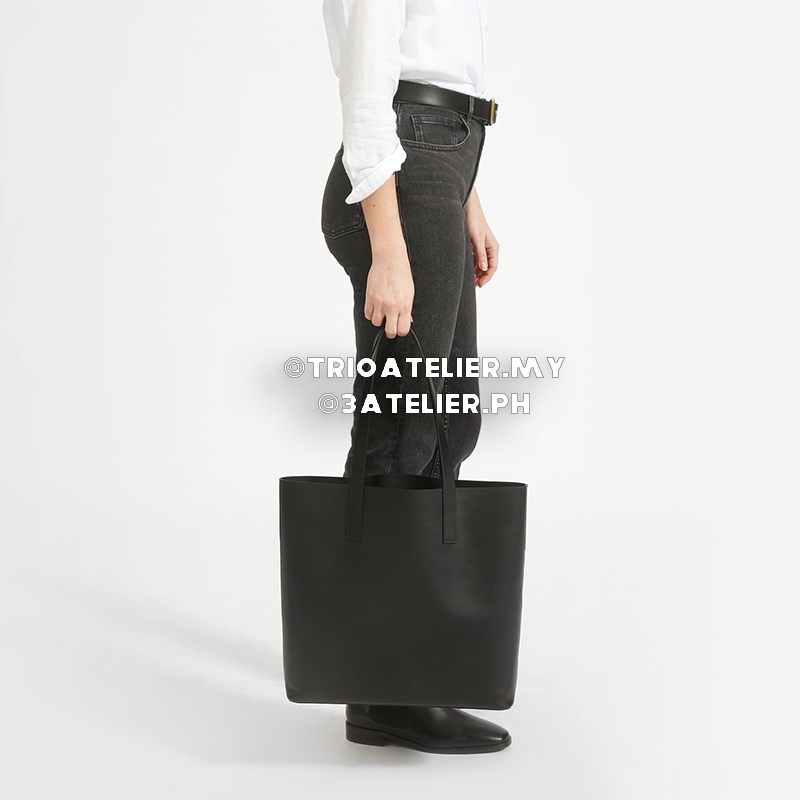 Everlane on sale square tote