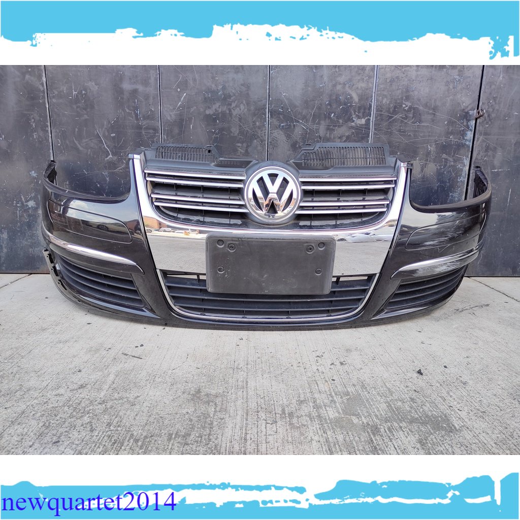 Original VOLKSWAGEN VW GOLF JETTA MK5 Front Bumper With Grill Black
