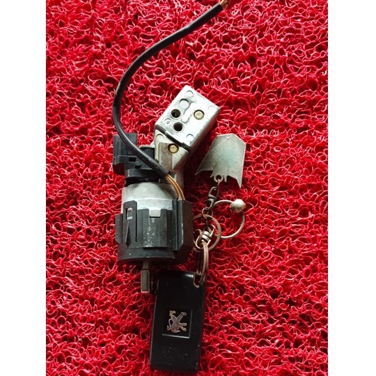 Peugeot 307 Ignition Switch Lock Barrel Key Original Used Shopee Malaysia