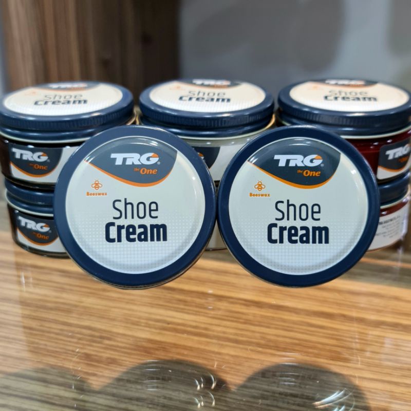 TRG The One Schoensmeer van leer op wasbasis, schoenpoets voor schoenen van leer en kunstleer, voedt, geeft glans en houdt de kleur | Shoe Cream, Aubergine 154, 50 ml