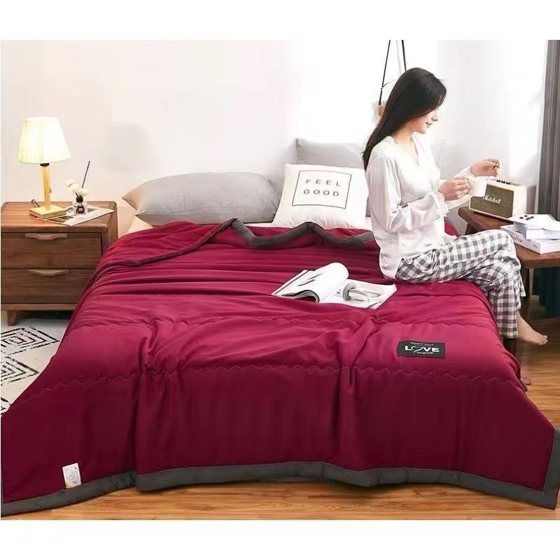 Summer Quilt Hotel Style Blanket 100cotton Soft Material Single / King