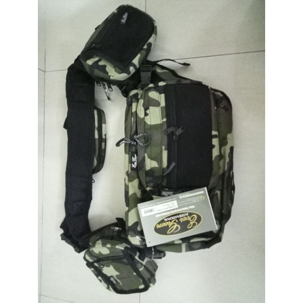 evergreen tackle bag 2 Way Sling Bag Black (4683) configurations and colours Wade Fishing Tackle Bag 