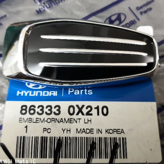 HYUNDAI i10 FRONT FENDER LOGO EMBLEM LEFT (PASSENGER SIDE) 863330X210