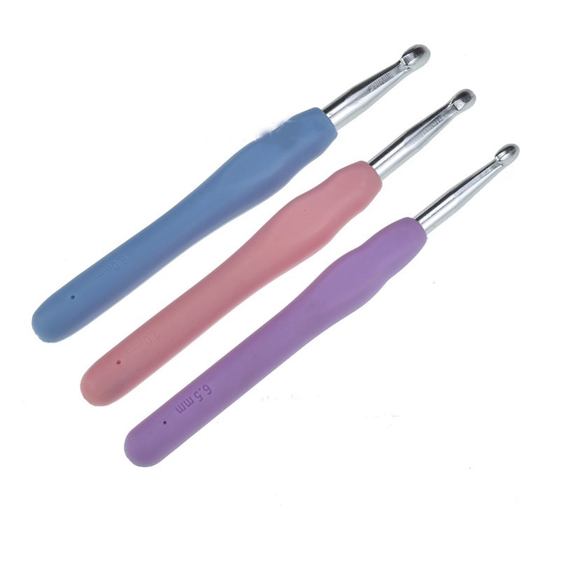 New Soft Crochet Needles Aluminum Crochet Hooks Set - China Needle and  Crochet Needle price