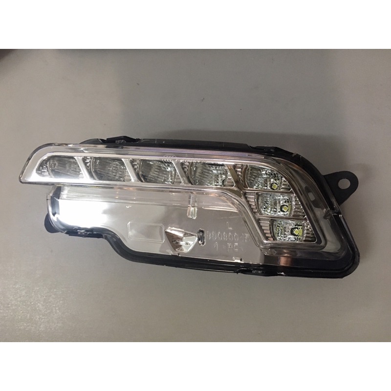 Mercedes W212 Daylight LED Left Side 2128200756 Shopee Malaysia