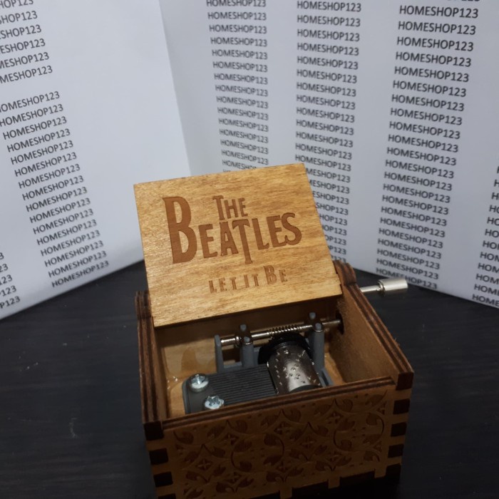 The BEATLES MUSIC BOX LET IT BE, MUSIC BOX, THE BEASTELS EDITION