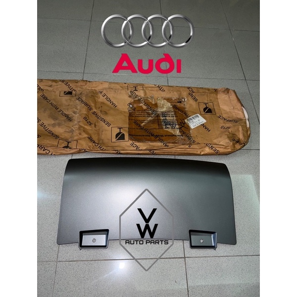 ( 100 ORIGINAL ) AUDI Q5 REAR BUMPER TOW EYE COVER ( PLATINUM GREY
