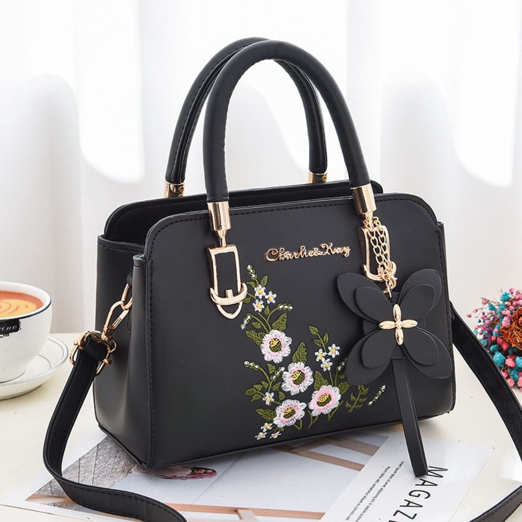 Ladies bag shopee hotsell