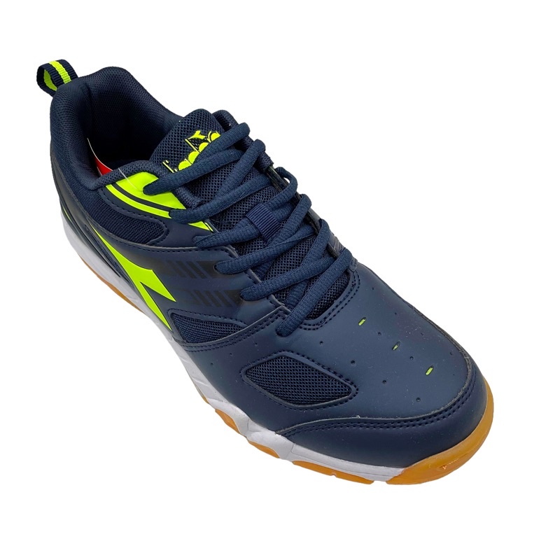 Diadora badminton best sale