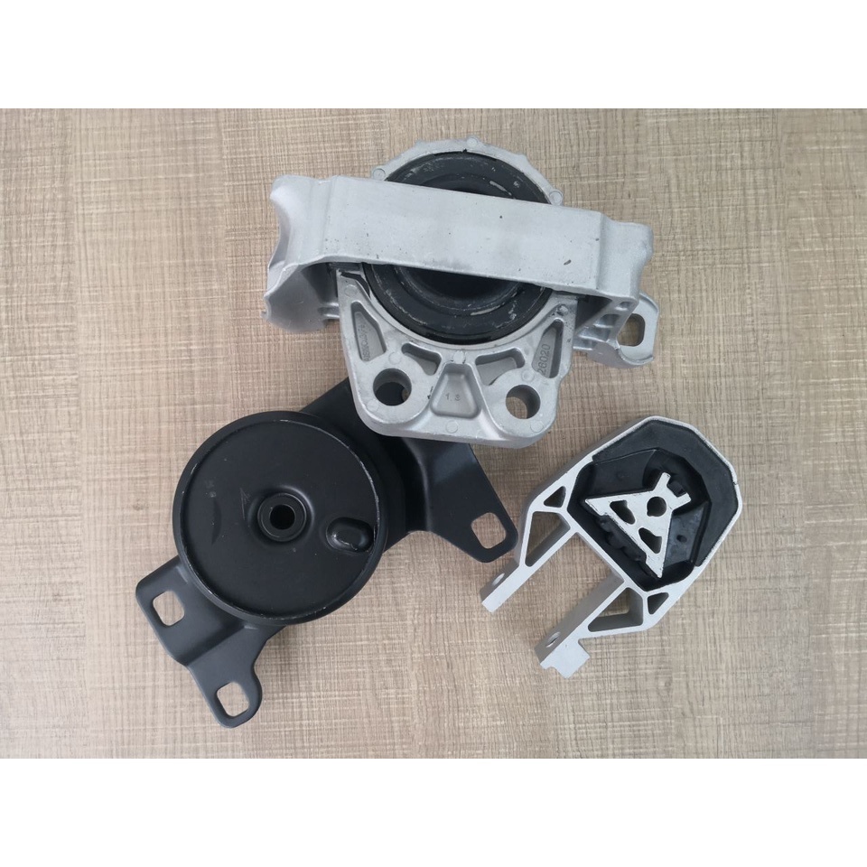 FORD Focus MK2.5 TDCi Engine Gearbox Mounting Bracket VOLVO V40 MAZDA 3 ...