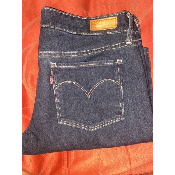 Levis slight curve straight leg best sale