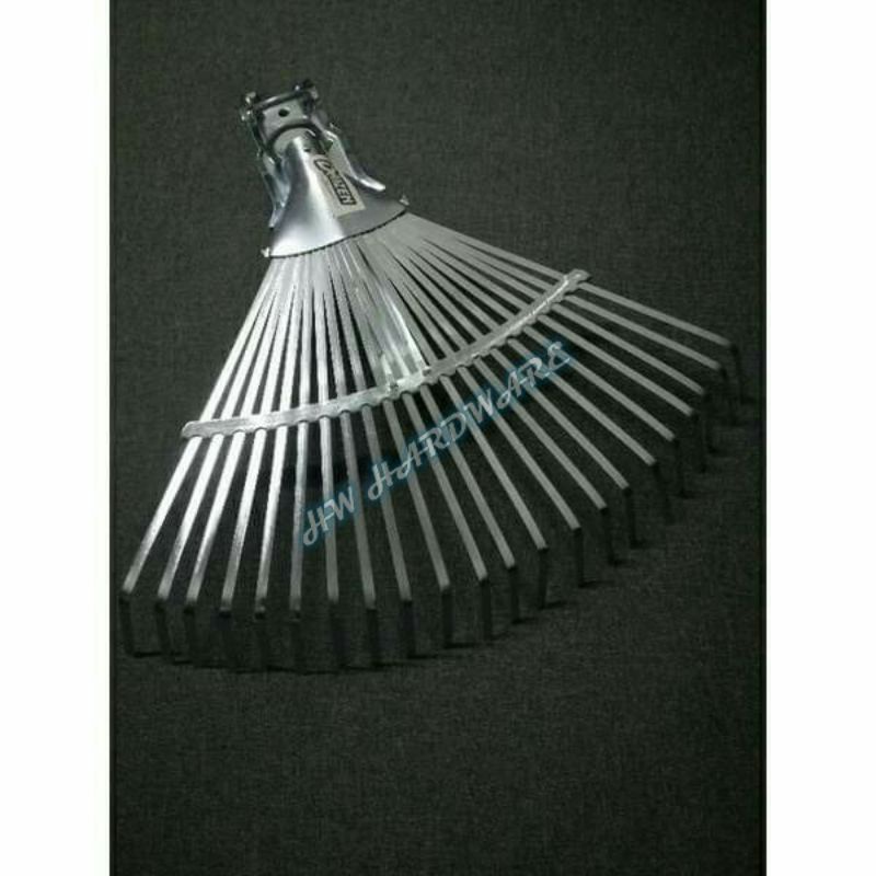 💯% ORIGINAL DAIZEN ADJUSTABLE IRON STEEL 22 TEETH GRASS RAKE Penyakar ...