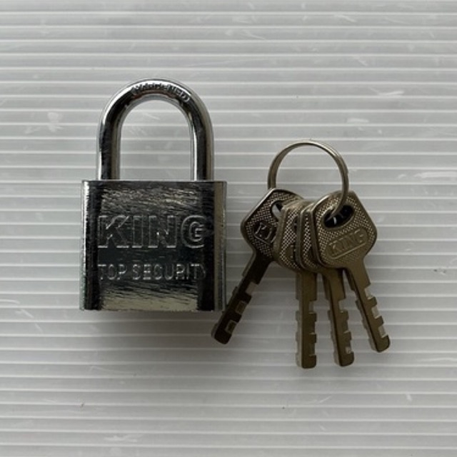ORIGINAL KING 30 MM HARDENED STEEL SHACKLE PADLOCK | Shopee Malaysia