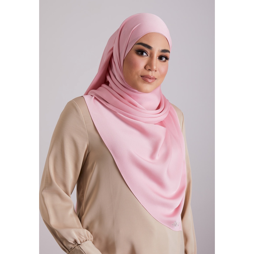 ariani pleated shawl
