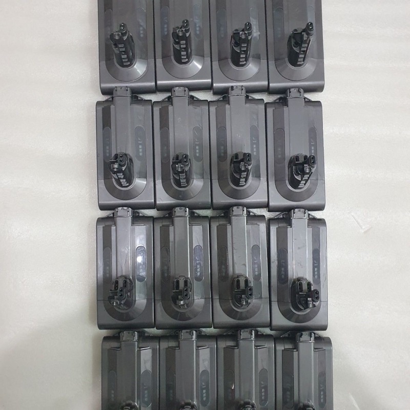 100 original Dyson vacuum replacement battery Shopee Malaysia