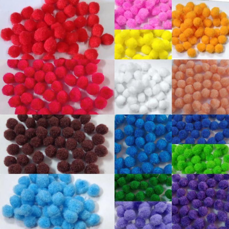 Worldoor 400 Pcs 1cm Christmas Red and Green Pompoms Multicolor Valentine  Day Arts and Crafts Fuzzy Pom Poms Balls for Christmas DIY Creative Crafts