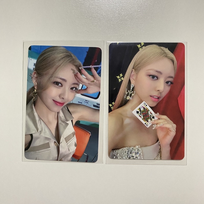 ITZY CHECKMATE YUNA PHOTOCARD PC WITHMUU FANSIGN/VIDEO CALL