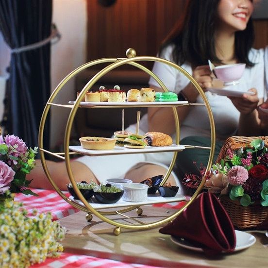 totRound Three-Level Light Refreshment Shelf Cake Stand Dessert Table ...
