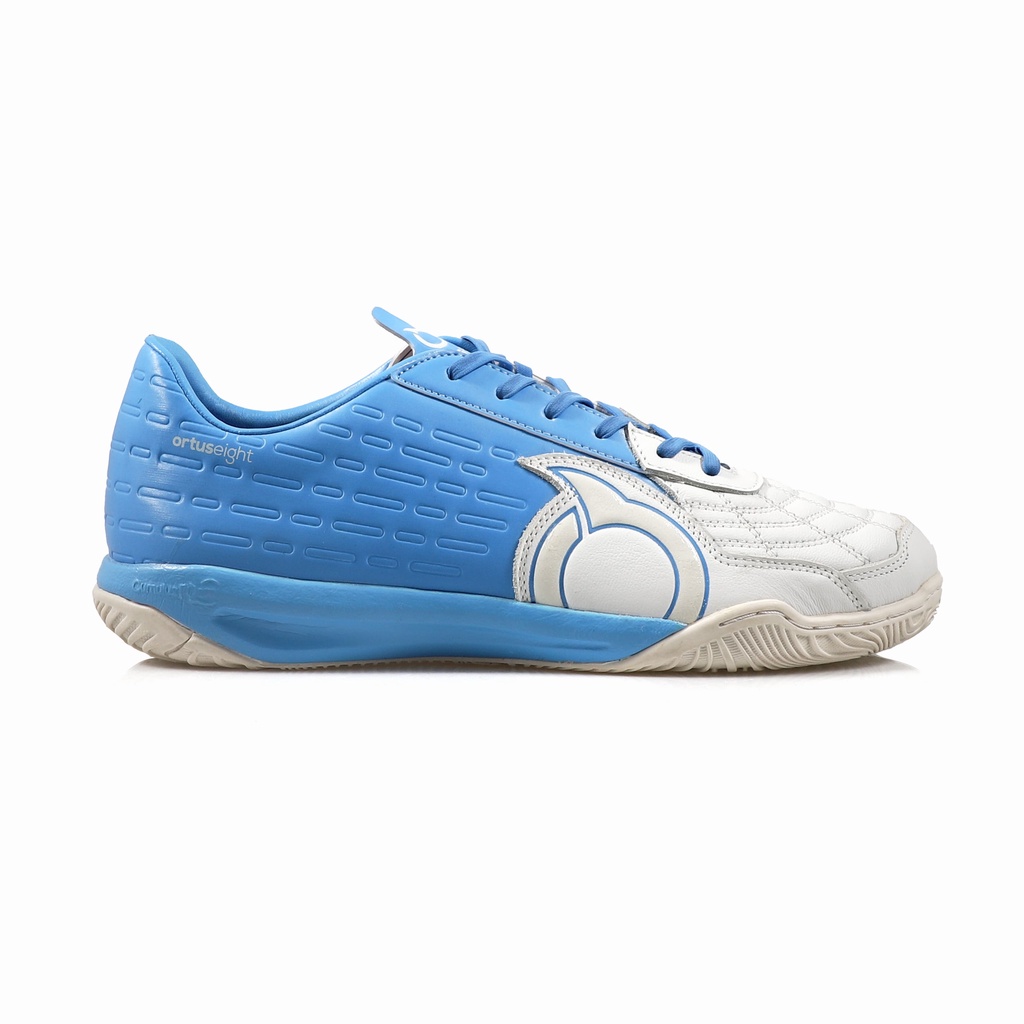 Nike shox futsal sales